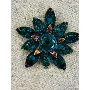 Vintage brooch floral cluster turquoise blue green rhinestone